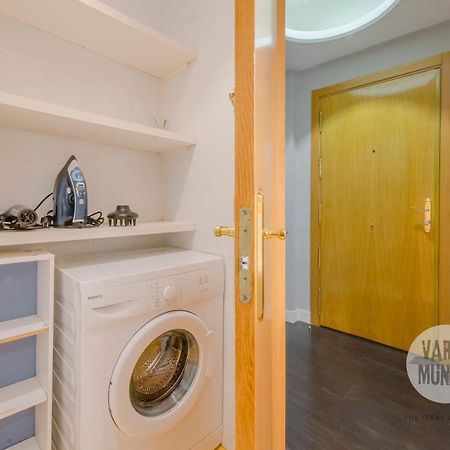Sutil Elegancia Para 3, En Plaza De Chueca Мадрид Экстерьер фото